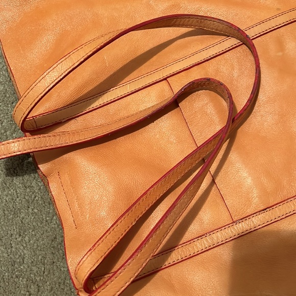 🍊Banana Republic Classic Leather Orange Shoulder Bag Tote - Picture 9 of 16